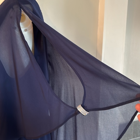 Luxology Women’s Large Navy Formal Pantsuit - Picture 4 of 11